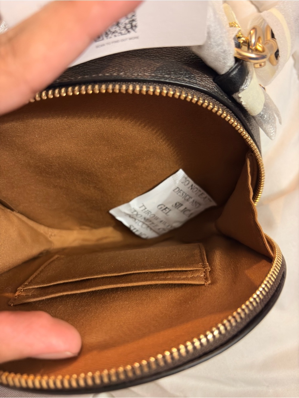 Coach Crossbody Bag Signature Canvas - Picture 4 of 14